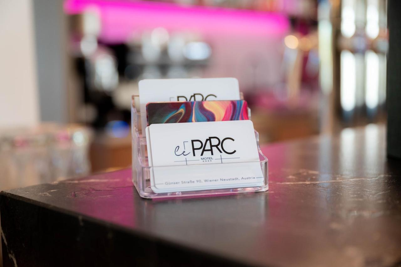 Hotel Le Parc Wiener Neustadt Ngoại thất bức ảnh